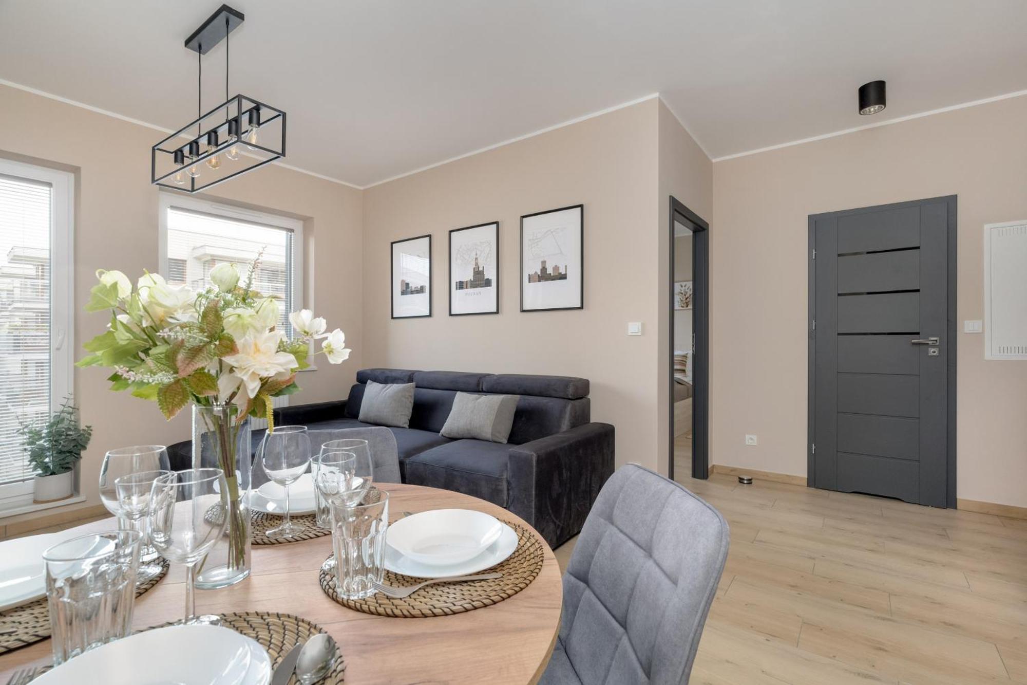 Cosy And Bright Apartment With Parking In Poznan By Noclegi Renters Exterior foto